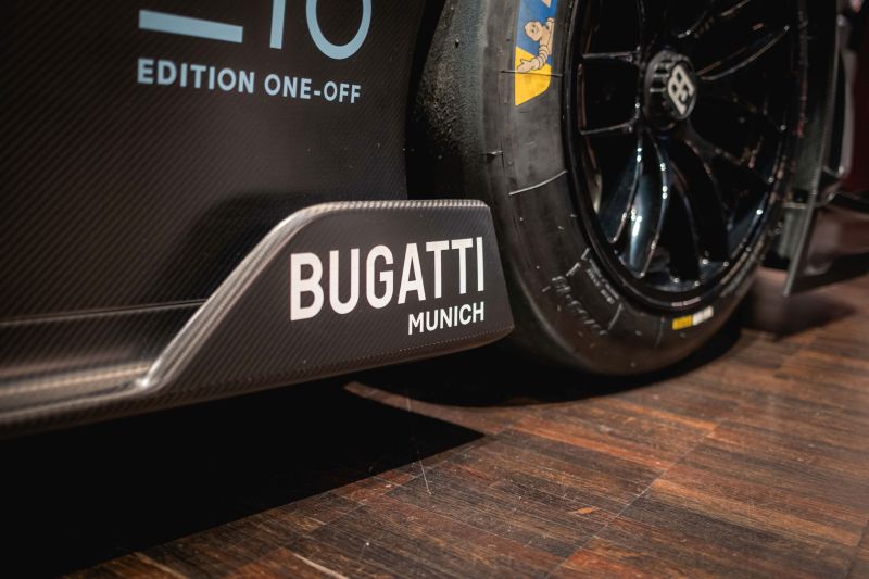 V.l.n.r.: Felix Nienstedt (Manager M&A and Legal Affairs HBC-Gruppe), Johannes Schmidt (COO HBC-Gruppe), Tassilo Pollmeier (Geschäftsführer Deutscher bKV-Service), Felix von der Heyden (Co-Gründer & Geschäftsführer Vega Partners GmbH)